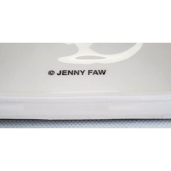 TISSUE HOLDER-JENNY FAW-Ceramic-Embossed-4 Sided Design-White-Unique-Any Room - Picture 10 of 13